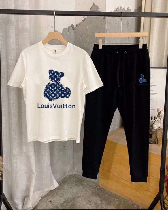 Picture of LV Shirt Pant Suits _SKULVM-5XLkdtn13423621